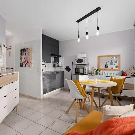 Studio Lumineux Cosy Apartment *